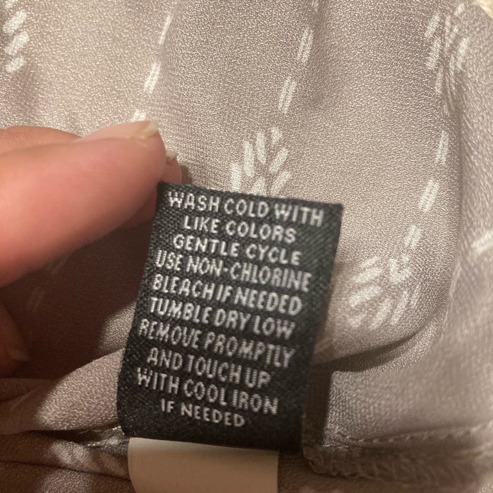 Torrid Button Down Patterned Blouse Size 5 Plus S… - image 7